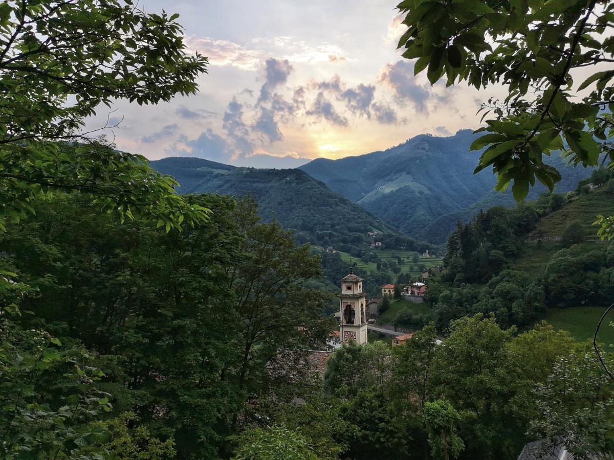 La Capinera Bed & Breakfast Muggio Exterior photo
